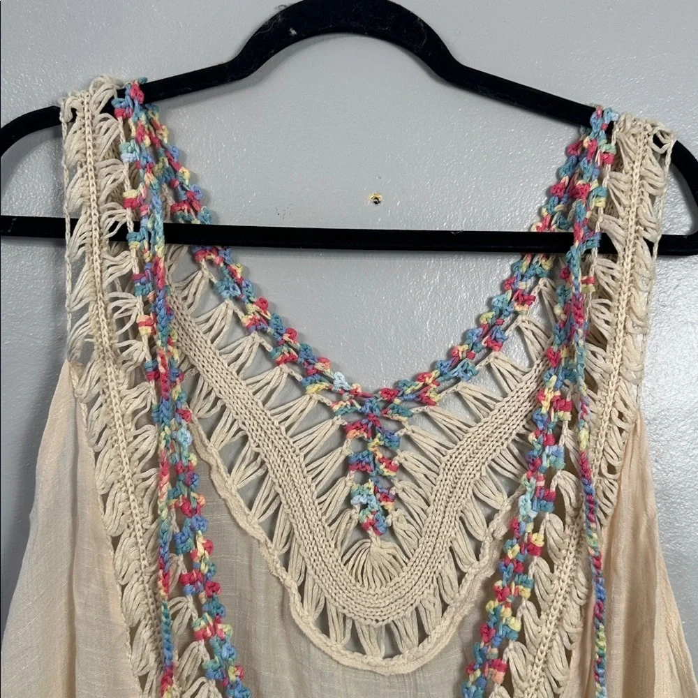 Boho Chic V-neck with crotchet and tassels Size XLarge